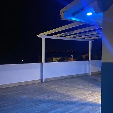 Apartment Vista Mare 2 *